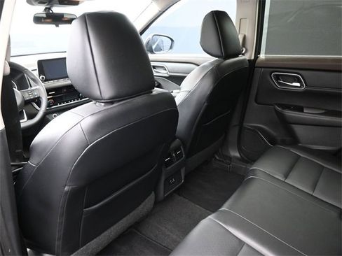 Certified 2021 Nissan Rogue SV w/ Premium Package image 23