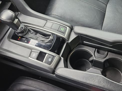 Used 2019 Honda Civic Sport Touring image 22