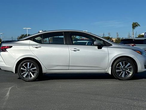 New 2025 Nissan Versa SV image 3