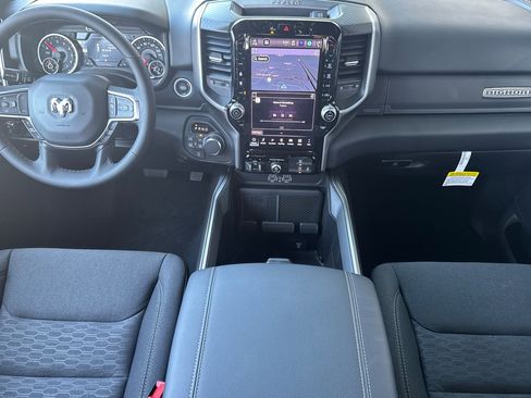 New 2026 RAM 1500 4x4 Crew Cab image 12