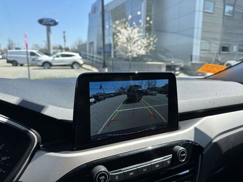 Used 2022 Ford Escape SEL image 20