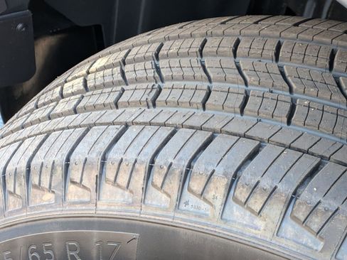 New 2026 Nissan Frontier SV w/ Tow Package image 11