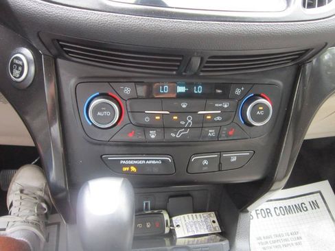 Used 2017 Ford Escape Titanium AWD/4WD image 10