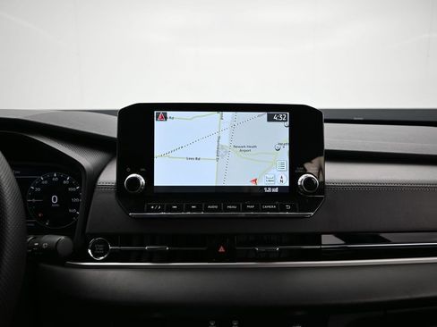 Used 2024 Mitsubishi Outlander SEL image 47