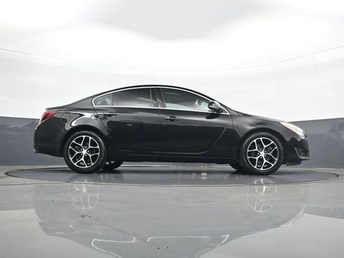Used 2017 Buick Regal Premium w/ Driver Confidence Package #1 FWD image 24