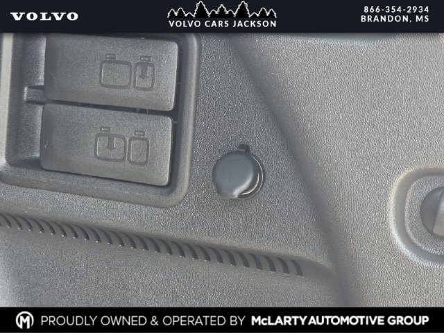 Used 2021 Chevrolet Equinox LT w/ Driver Convenience Package FWD image 30