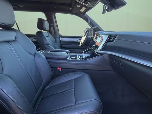 New 2026 Jeep Grand Wagoneer 4WD image 41