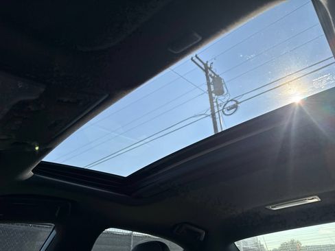 Used 2018 Lexus IS 300 F Sport w/ F Sport Package AWD/4WD image 9