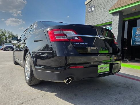 Used 2013 Ford Taurus SE FWD image 10