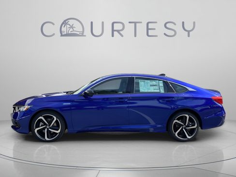 Certified 2022 Honda Accord Sport image 2