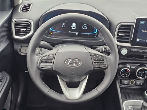 New 2026 Hyundai Venue SEL image 15