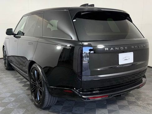 New 2026 Land Rover Range Rover SE image 4
