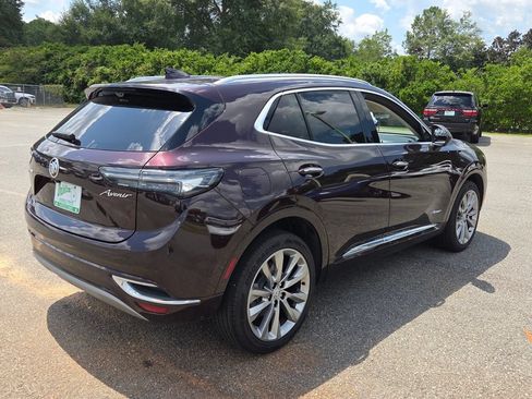 Used 2022 Buick Envision Avenir w/ Technology Package II AWD/4WD image 10