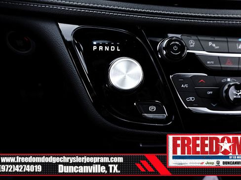 New 2026 Chrysler Pacifica Select image 34