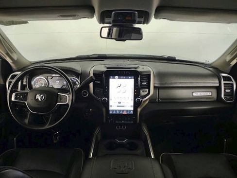 Used 2023 RAM 2500 Laramie AWD/4WD image 14