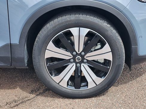 Used 2023 Volvo C40 P8 Recharge Plus AWD/4WD image 30
