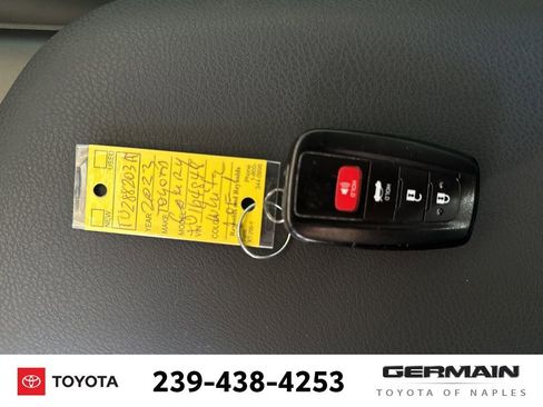 Used 2023 Toyota Camry SE w/ Convenience Package image 22