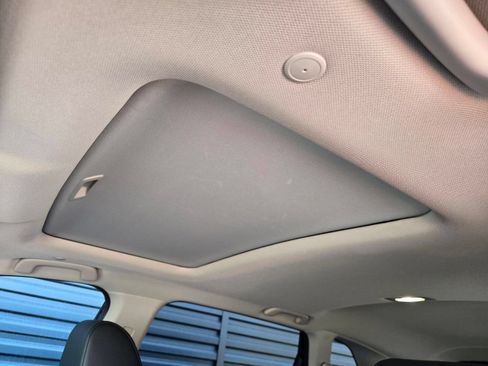 Used 2025 Honda CR-V EX-L image 21
