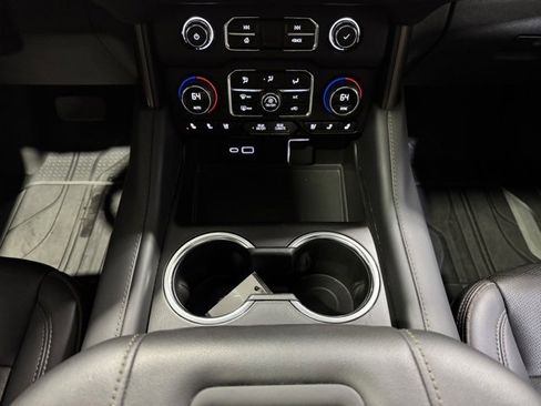 Used 2023 Chevrolet Tahoe High Country image 24