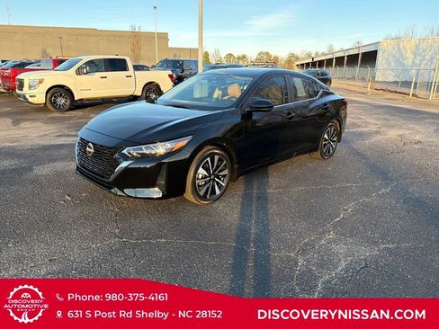 Certified 2025 Nissan Sentra SV w/ SV Premium Package image 2