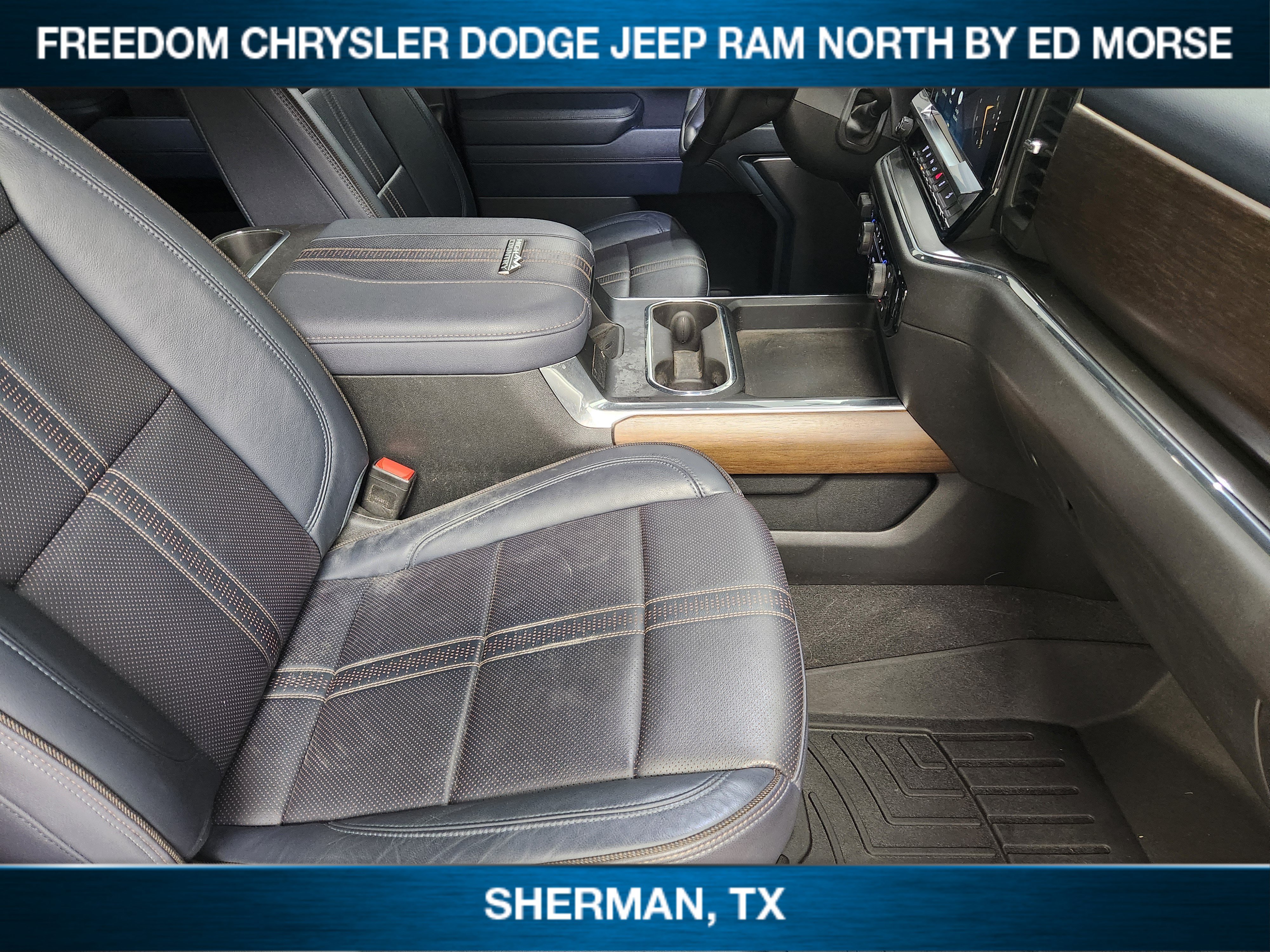 Used 2024 Chevrolet Silverado 2500 High Country w/ Technology Package AWD/4WD image 9