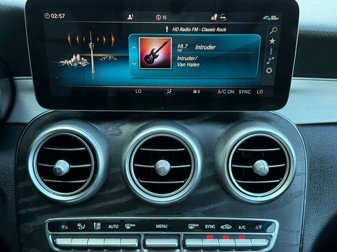 Used 2019 Mercedes-Benz C 300 Sedan image 14