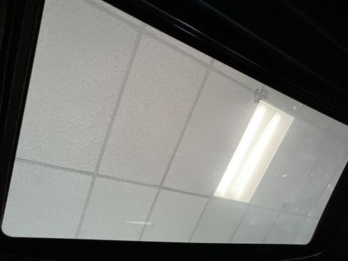 Used 2019 Ford F350 Platinum w/ Platinum Ultimate Package image 18