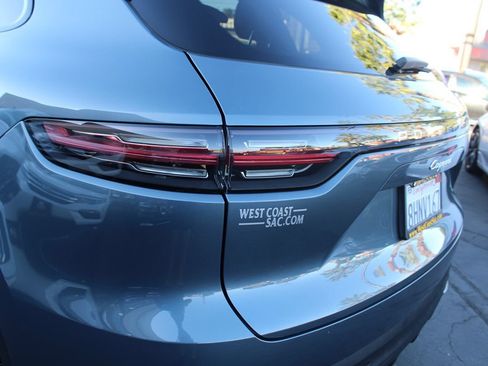 Used 2019 Porsche Cayenne AWD/4WD image 16