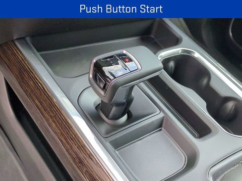 New 2026 GMC Sierra 1500 Elevation image 18