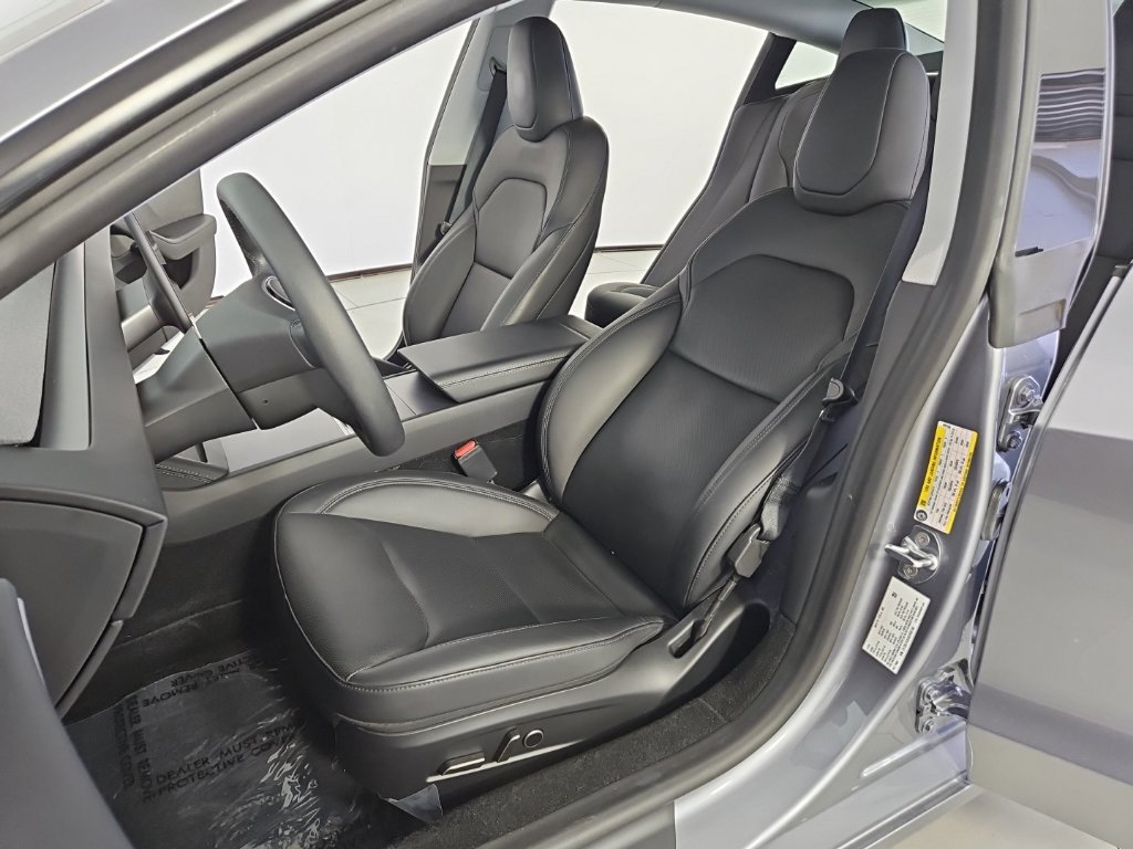 Used 2025 Tesla Model 3 Long Range RWD image 22