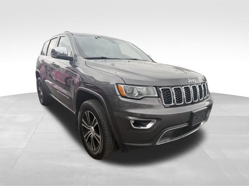 Used 2017 Jeep Grand Cherokee Limited AWD/4WD image 8