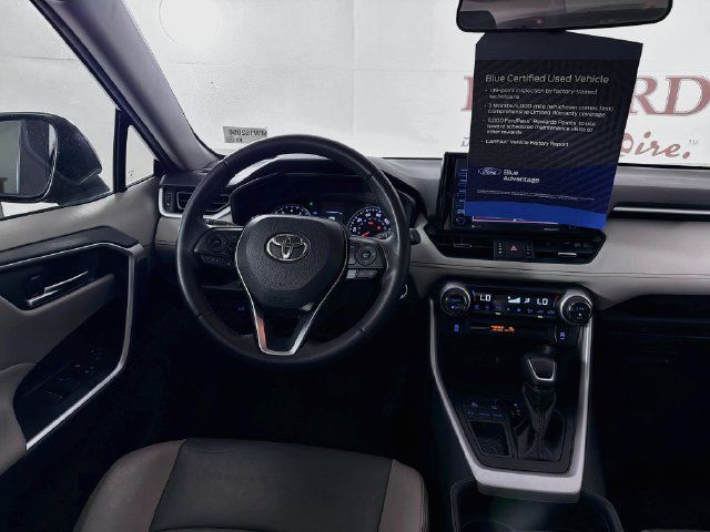 Used 2021 Toyota RAV4 XLE Premium FWD image 25