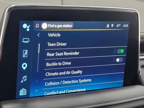 Used 2022 Chevrolet Suburban LT w/ Luxury Package AWD/4WD image 51