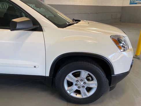 Used 2010 GMC Acadia SL w/ Preferred Package image 19