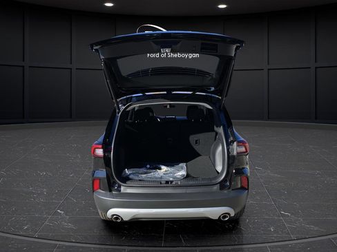 New 2026 Ford Escape Active w/ Cold Weather Package image 13