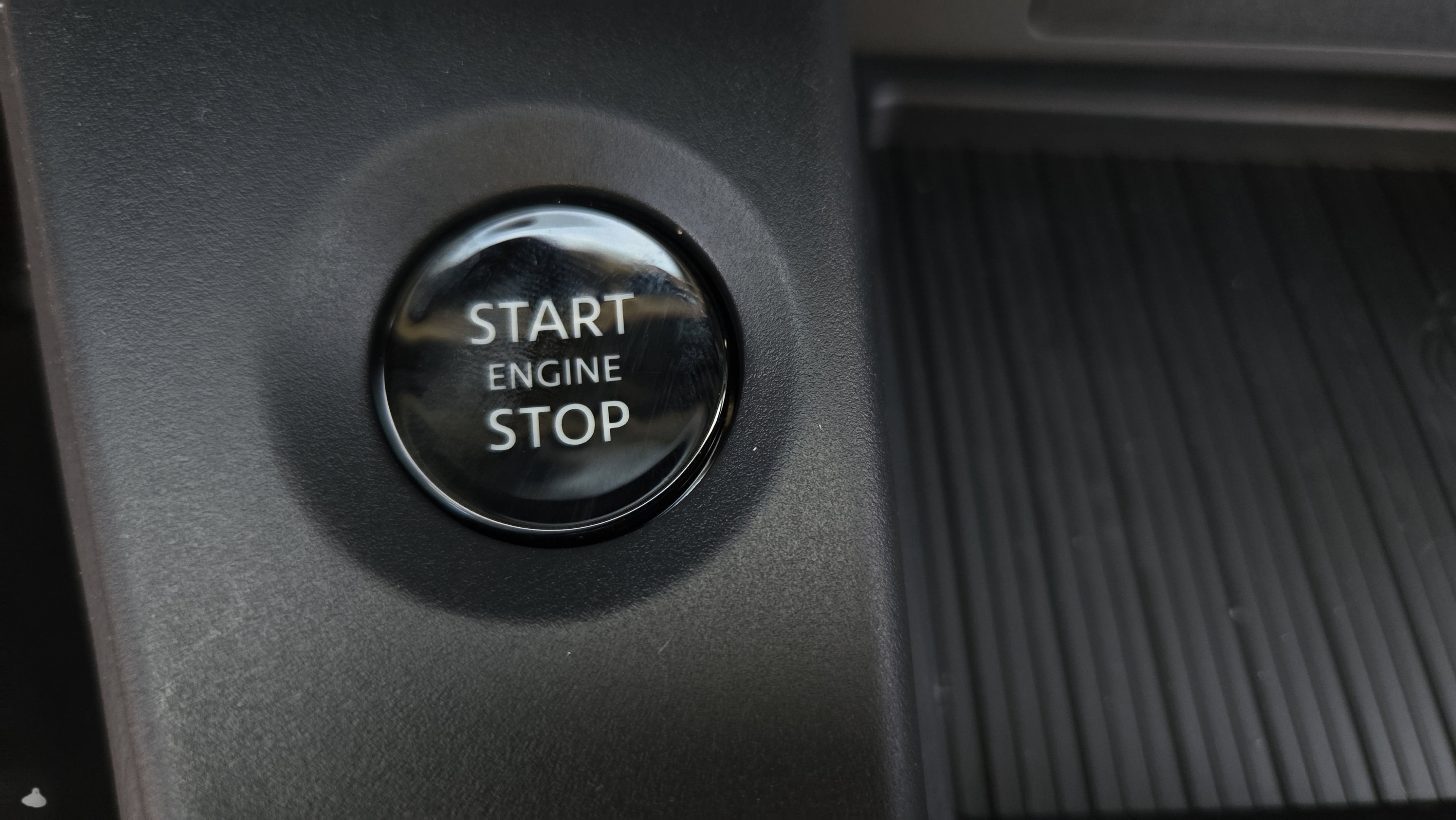 Used 2026 Nissan Sentra SR w/ Floor Mat Package FWD image 33
