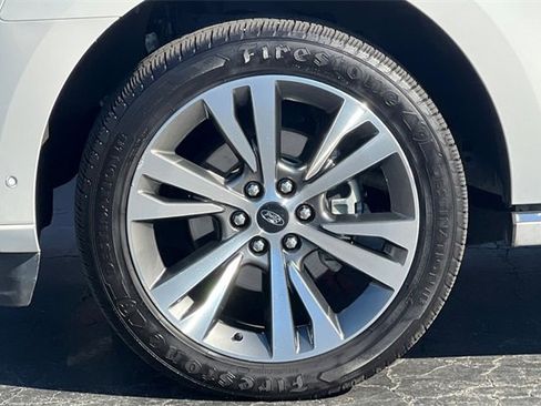 Used 2020 Ford Expedition Platinum image 34