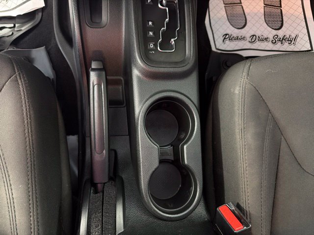 Used 2018 Jeep Wrangler Unlimited Sport w/ Connectivity Group AWD/4WD image 34