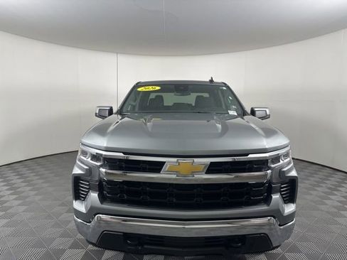Used 2026 Chevrolet Silverado 1500 LT AWD/4WD image 2