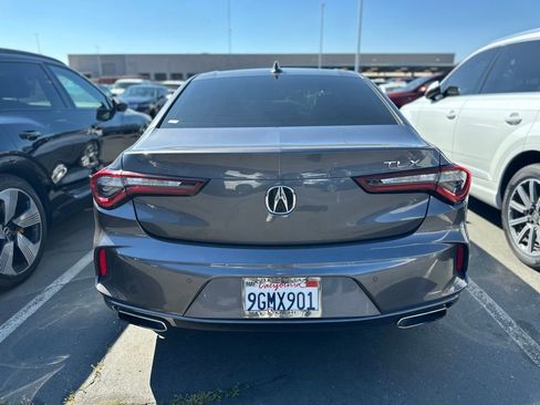 Used 2023 Acura TLX w/ Technology Package image 5
