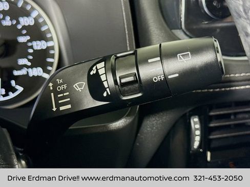 Certified 2023 Nissan Rogue SL w/ SL Premium Package image 16