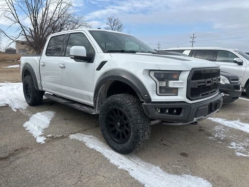 Used 2018 Ford F150 Raptor w/ Equipment Group 802A Luxury image 7