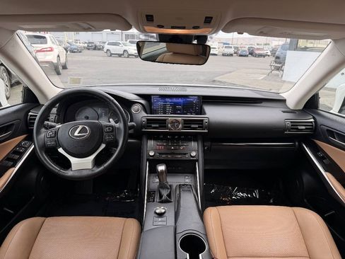 Used 2017 Lexus IS 200t w/ Navigation System Package RWD image 12