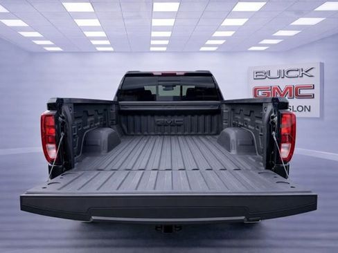 Used 2025 GMC Sierra 1500 Elevation w/ Elevation Premium Package image 9