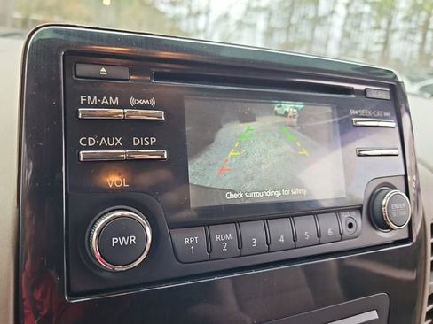 Used 2013 Nissan Titan SV w/ SV Value Truck Pkg image 23