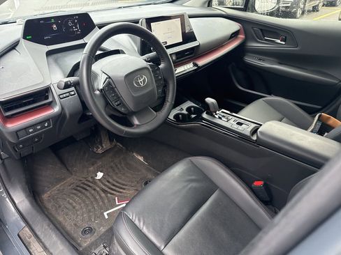 Used 2023 Toyota Prius Prime image 6