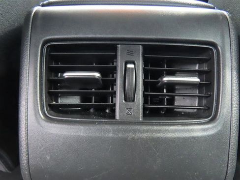 Used 2020 Honda Accord EX image 31