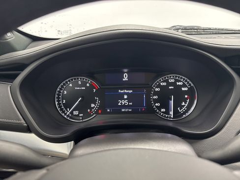 Used 2020 Cadillac XT4 Premium Luxury w/ Cold Weather Package image 13