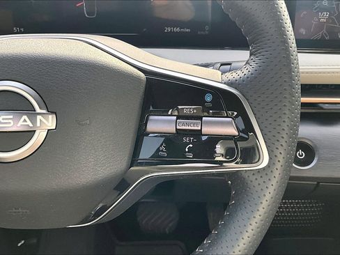 Used 2023 Nissan Ariya AWD image 12