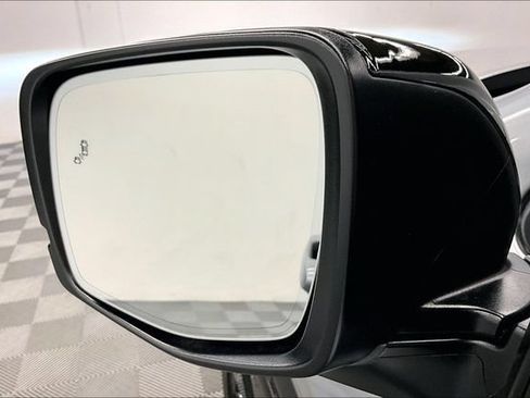 Used 2026 Honda Pilot Black Edition image 40